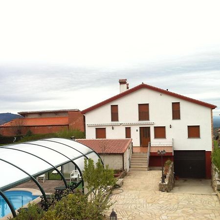 Refugio La Covatilla I,II,III y IV La Hoya Exterior foto