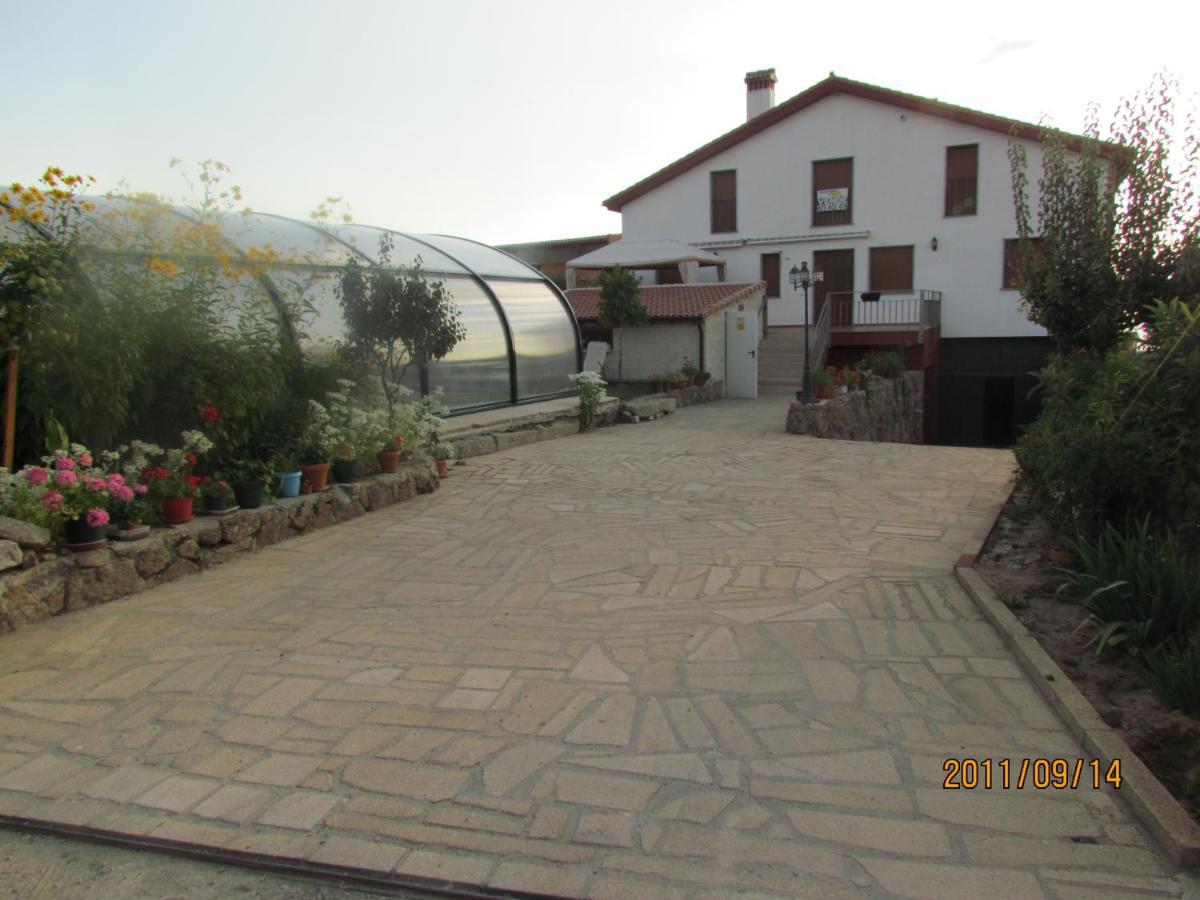 Refugio La Covatilla I,II,III y IV La Hoya Exterior foto