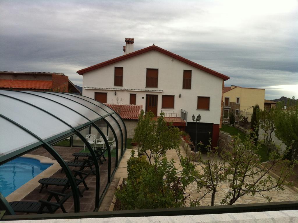 Refugio La Covatilla I,II,III y IV La Hoya Exterior foto